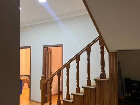 Elan №6388291 - Bakı, Bakıxanov q., 5 otaqlı, 200 m², 4/4 mərtəbə