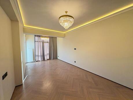 Elan №6388311 - Bakı, Şah İsmayıl Xətai m., 2 otaqlı, 66 m², 17/18 mərtəbə