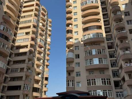 Объявление №6388354 - Баку, м. Элмляр Академиясы, 4-комн., 180 м², 5/17 этаж