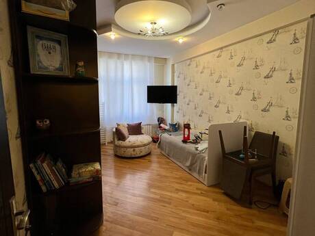 Elan №6388443 - Bakı, Yeni Yasamal q., 3 otaqlı, 120 m², 8/16 mərtəbə