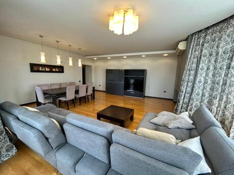 Аренда: 4-комнатная квартира, 190 м², Nəriman Nərimanov: 1 500 ₼/мес 3