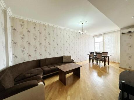 Elan №6388719 - Bakı, Şah İsmayıl Xətai m., 2 otaqlı, 85 m², 5/16 mərtəbə