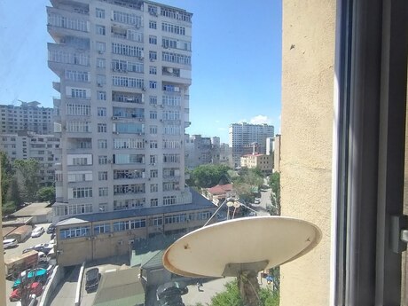 Elan №6388868 - Bakı, Azadlıq Prospekti m., 2 otaqlı, 65 m², 8/9 mərtəbə