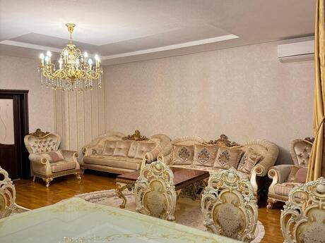 5-room new-build apartment for sale in M.Ə.Rəsulzadə, 245 m², 620 000 AZN, photo 3 / 10