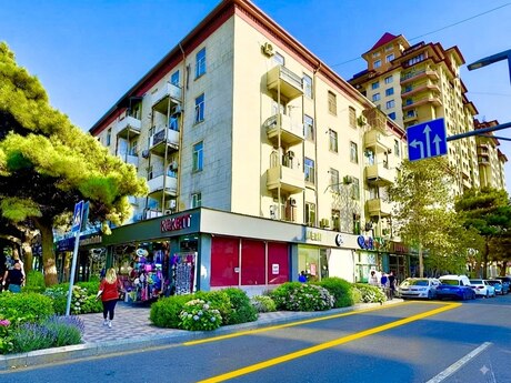 Elan №6389248 - Bakı, Qara Qarayev m., 3 otaqlı, 85 m², 3/5 mərtəbə