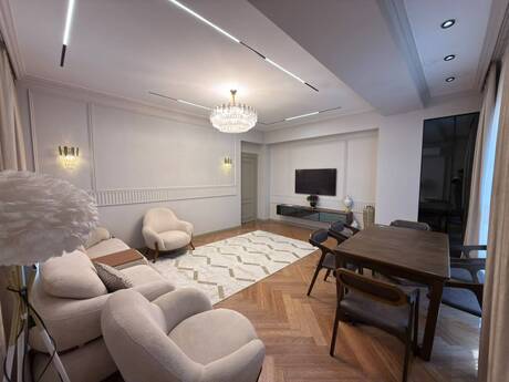Kirayə 3 otaqlı mənzil, 125 m², Şah İsmayıl Xətai: 2 100 ₼/ay 2