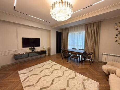 Kirayə 3 otaqlı mənzil, 125 m², Şah İsmayıl Xətai: 2 100 ₼/ay 4