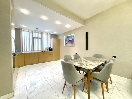 3 otaqlı mənzil, 103 m², 20 Yanvar: 325 000 ₼ 3