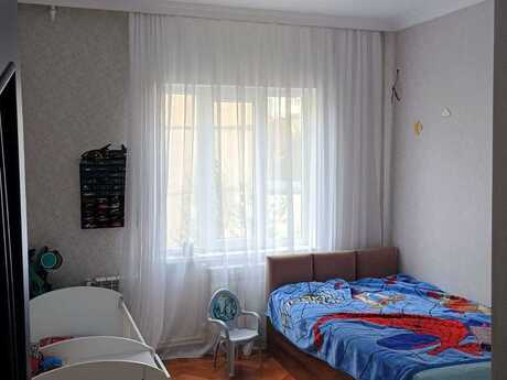 İnşaatçılarda 3 otaqlı köhnə tikili mənzil kirayə verilir, 70 m², 800 AZN/ay, şəkil 5 / 12