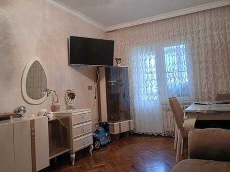 Elan №6389450 - Bakı, İnşaatçılar m., 3 otaqlı, 70 m², 5/9 mərtəbə