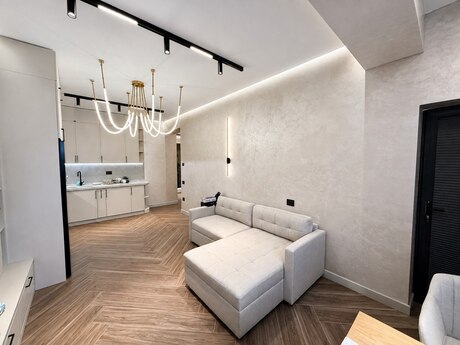 Elan №6389421 - Bakı, Ağ şəhər q., 2 otaqlı, 70 m², 15/20 mərtəbə