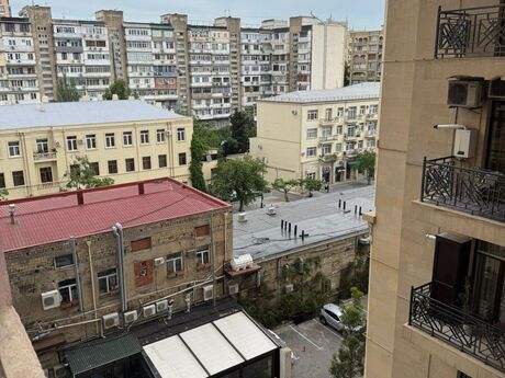 Elan №6389631 - Bakı, Sahil m., 4 otaqlı, 230 m², 6/16 mərtəbə