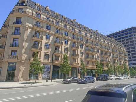 5-room apartment, 210 m², Ağ şəhər: 930 000 ₼ 2