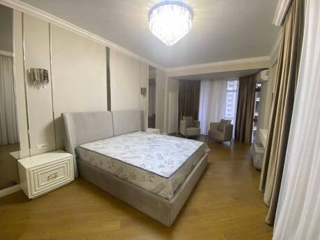 Kirayə 3 otaqlı mənzil, 180 m², Səbail: 4 000 ₼/ay 5