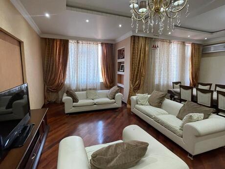 Elan №6389849 - Bakı, 28 May m., 3 otaqlı, 170 m², 16/17 mərtəbə