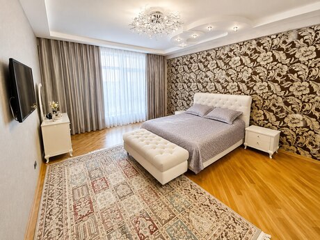 4-room apartment, 165 m², 8 Noyabr: 450 000 ₼ 2
