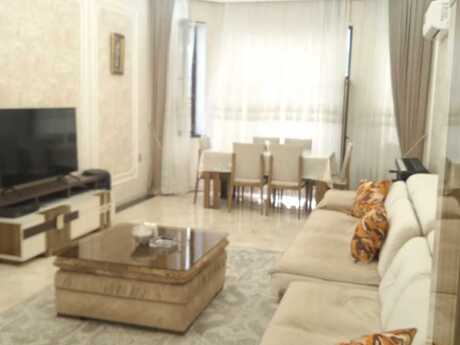 4 otaqlı həyət evi, 300 m², Badamdar: 600 000 ₼ 4