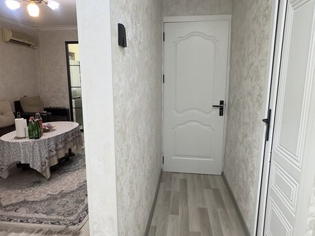 Xalqlar Dostluğunda 2 otaqlı köhnə tikili mənzil satılır, 50 m², 125 500 AZN, şəkil 5 / 12