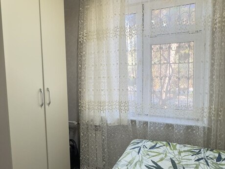 Xalqlar Dostluğunda 2 otaqlı köhnə tikili mənzil satılır, 50 m², 125 500 AZN, şəkil 2 / 12