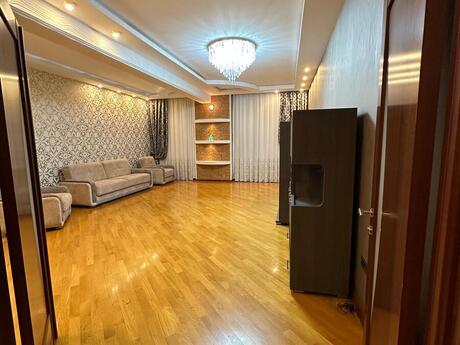 3 otaqlı mənzil, 137 m², Şah İsmayıl Xətai: 399 000 ₼ 2