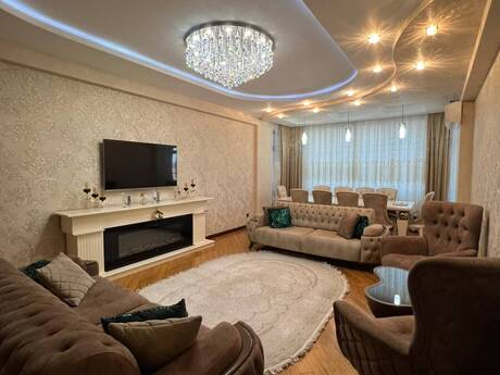 Продаётся 4-комнатная квартира в новостройке, Memar Əcəmi, 180 м², 430 000 AZN, фото 2 / 12