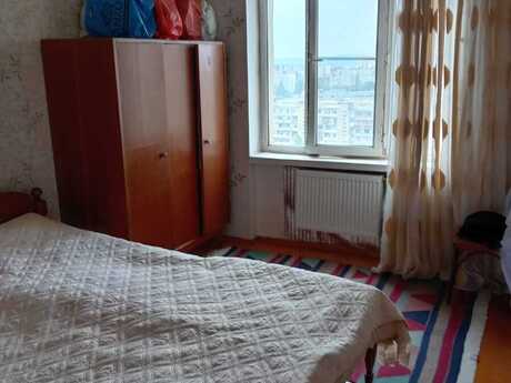 Yeni Günəşlidə 2 otaqlı köhnə tikili mənzil satılır, 60 m², 130 000 AZN, şəkil 4 / 11