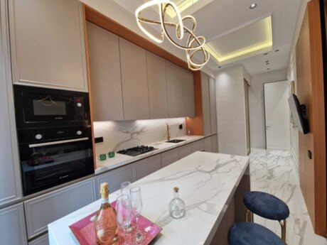Объявление №6390316 - Баку, Хатаинский р., 3-комн., 116 м², 4/7 этаж
