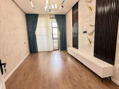Elan №6390322 - Bakı, Yeni Günəşli q., 2 otaqlı, 70 m², 8/14 mərtəbə