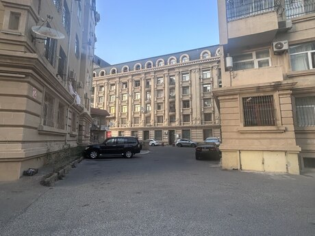 Объявление №6390556 - Баку, пос. Баилова, 3-комн., 130 м², 4/5 этаж