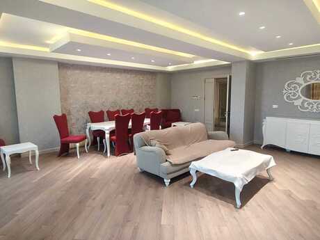 Kirayə 3 otaqlı mənzil, 175 m², İzmir Residence: 2 500 ₼/ay 4