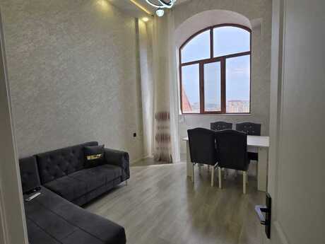 2 otaq · 47 m² · 17/17 mərtəbə, Həzi Aslanov