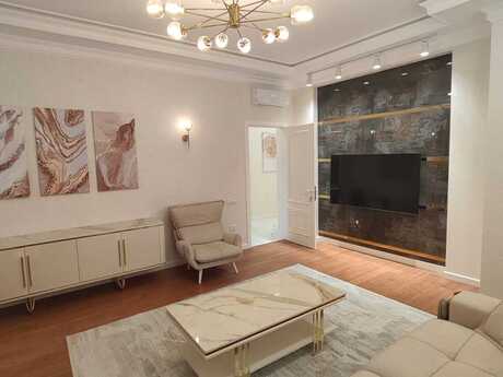 Kirayə 3 otaqlı mənzil, 120 m², İzmir Residence: 2 200 ₼/ay 3