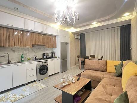 3 otaqlı mənzil, 96 m², Bakıxanov: 270 000 ₼ 2