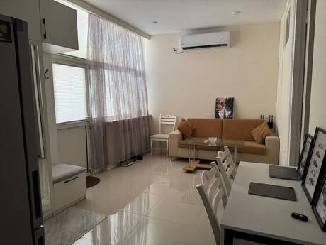 Elan №6390966 - Bakı, 28 May m., 2 otaqlı, 100 m²