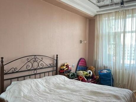 2-комнатная квартира, 60 м², Elmlər Akademiyası: 200 000 ₼ 4