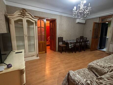 Bakıxanovda 3 otaqlı köhnə tikili mənzil kirayə verilir, 60 m², 650 AZN/ay, şəkil 2 / 7