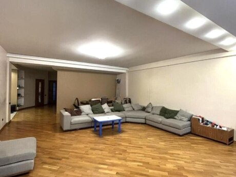 3 otaq · 185 m² · 11/15 mərtəbə, 28 May