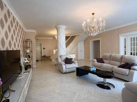 Elan №6391455 - Bakı, Şah İsmayıl Xətai m., 6 otaqlı, 303 m², 6/6 mərtəbə