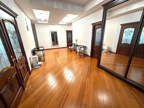 5-комнатная квартира, 280 м², Clock Tower: 1 444 000 ₼ 4