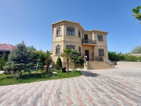 Elan №6391587 - Bakı, Savalan q., 6 otaqlı, 300 m²