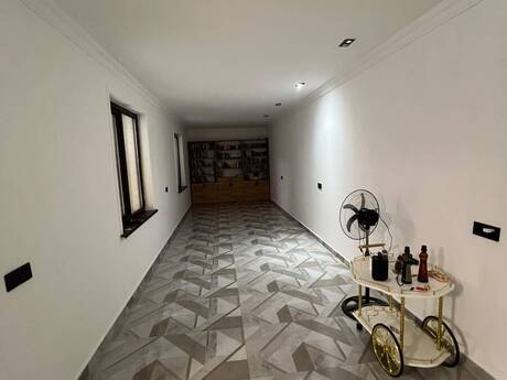 5 otaqlı həyət evi, 400 m², Binə: 300 000 ₼ 5