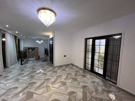 5 otaqlı həyət evi, 400 m², Binə: 300 000 ₼ 3