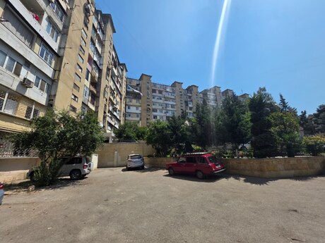 Объявление №6391838 - Баку, м. Ази Асланов, 2-комн., 90 м², 2/9 этаж