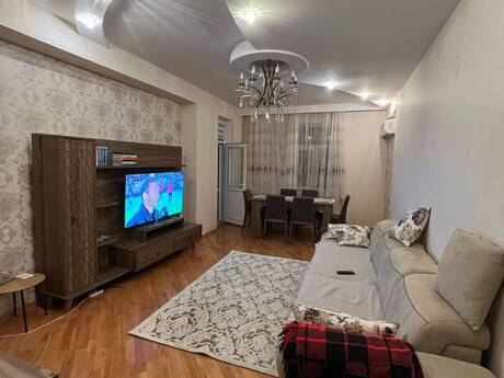 Объявление №6391859 - Баку, пос. Ени Ясамал, 3-комн., 120 м², 8/16 этаж