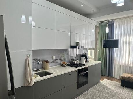 2-room apartment for rent, 90 m², Xalqlar Dostluğu: 750 ₼/mo 2