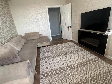 2-room apartment for rent, 90 m², Xalqlar Dostluğu: 750 ₼/mo 4