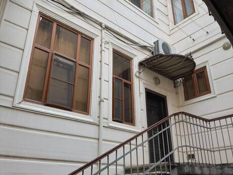 9 otaqlı həyət evi, 550 m², İçəri Şəhər: 2 000 000 ₼ 3