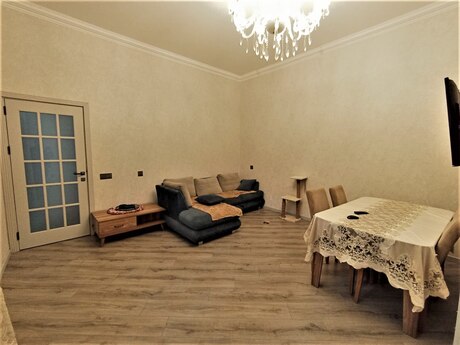 4-room house, 150 m², NZS: 165 000 ₼ 5