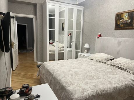 Объявление №6392342 - Баку, м. Шах Исмаил Хатаи, 3-комн., 145 м², 3/18 этаж
