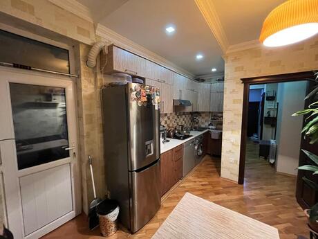 3 otaqlı mənzil, 92 m², Həzi Aslanov: 250 000 ₼ 2